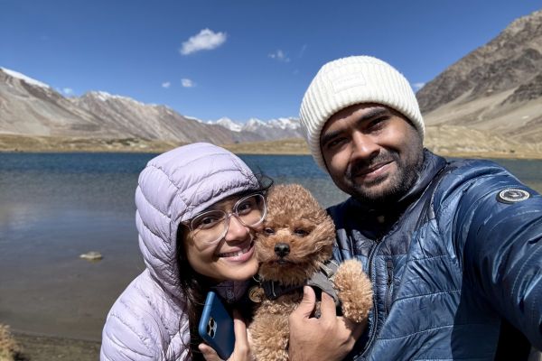 Traveling to the Himalayas with a Dog – Real Experience & Tips