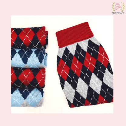 Classic Diamond Pattern Dog Sweater – Warm & Comfy