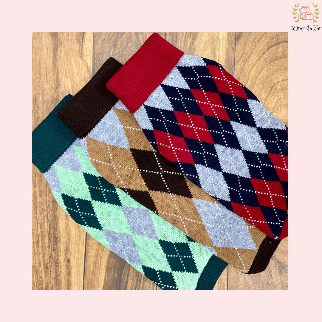 Classic Diamond Pattern Dog Sweater – Warm & Comfy