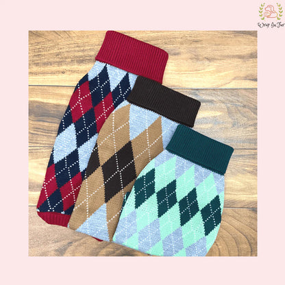 Classic Diamond Pattern Dog Sweater – Warm & Comfy