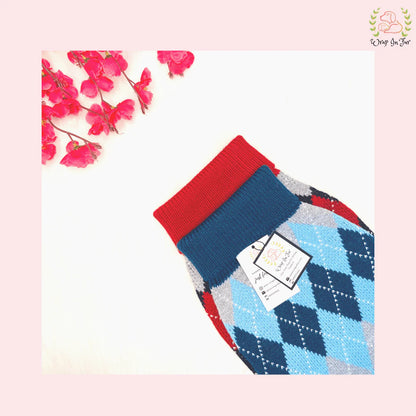 Classic Diamond Pattern Dog Sweater – Warm & Comfy